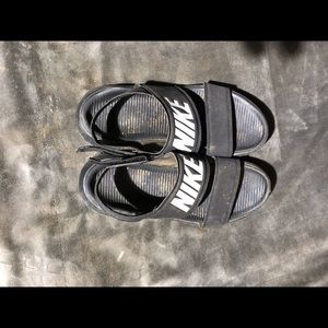 NIKE sandals